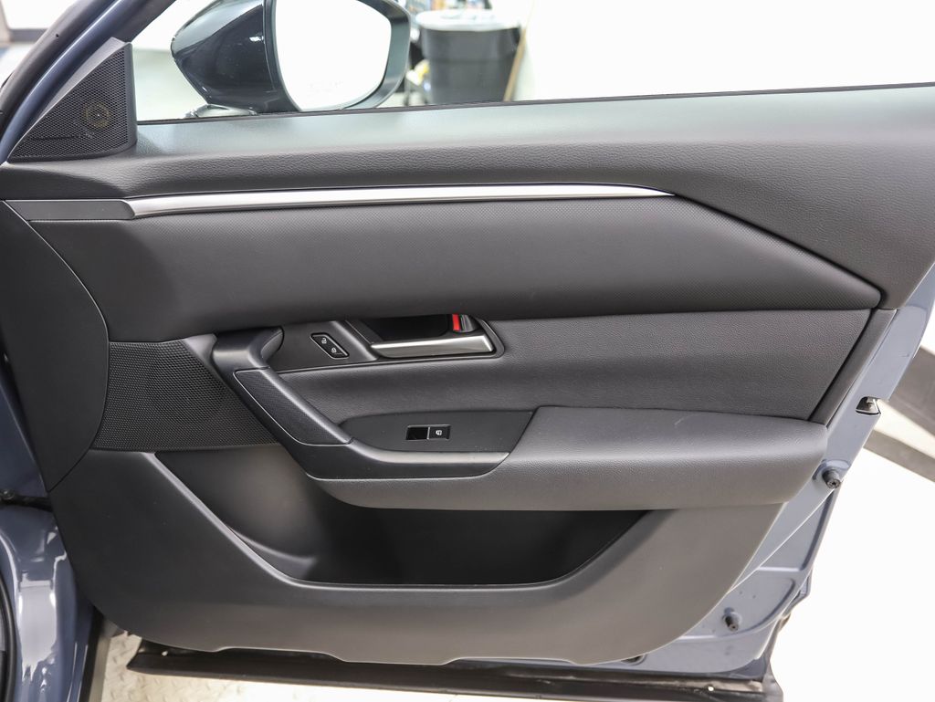 2023 Mazda CX-50 S Preferred 26