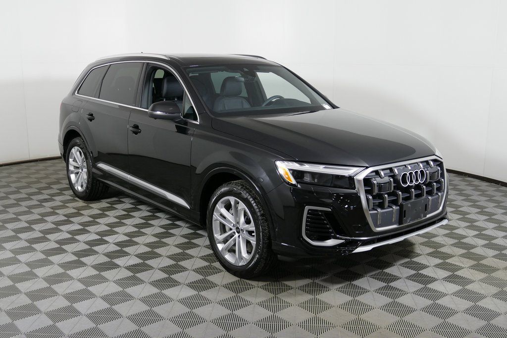 2025 Audi Q7 quattro Premium Plus 55 TFSI