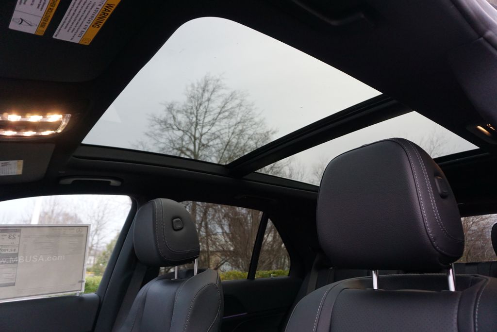 Thumbnail: 2026 Mercedes-Benz GLE - 12