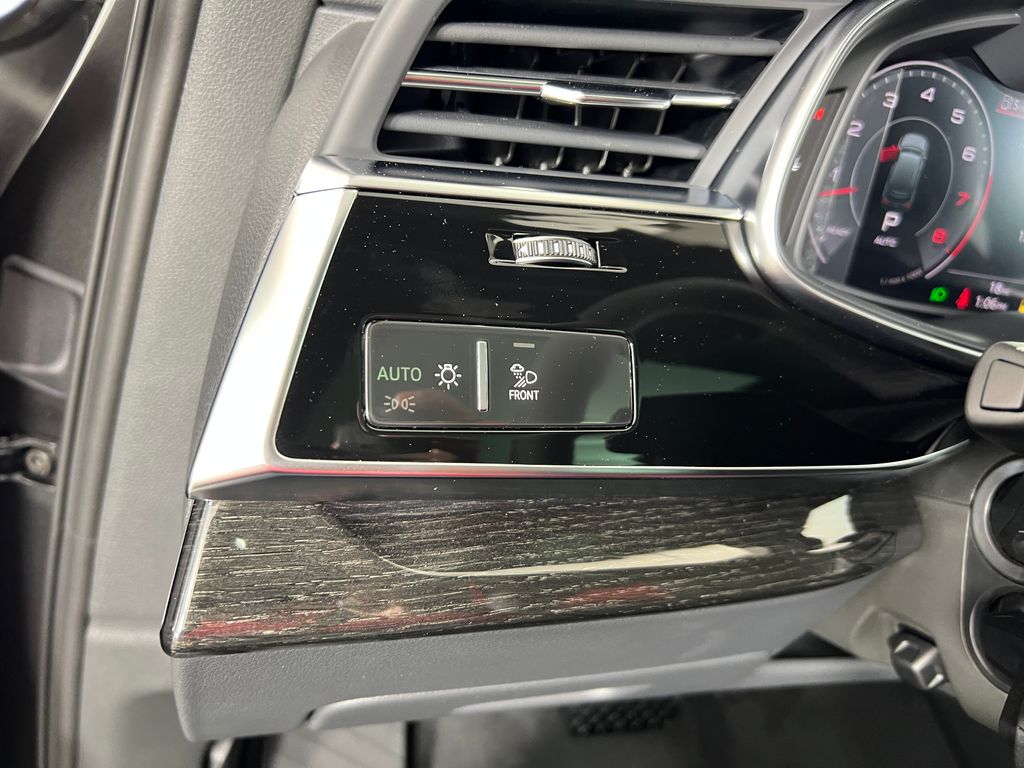 Thumbnail: 2025 Audi Q7 - 23