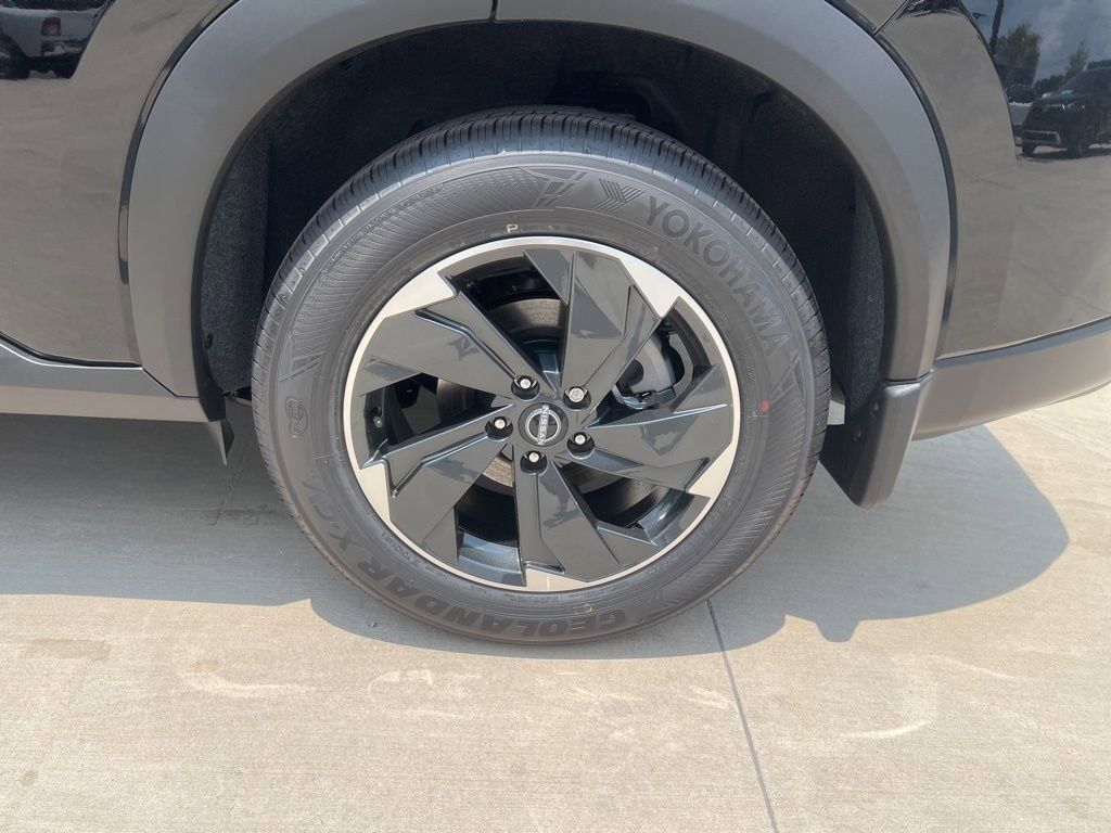 2025 Super Black Nissan Rogue SV FWD SUV