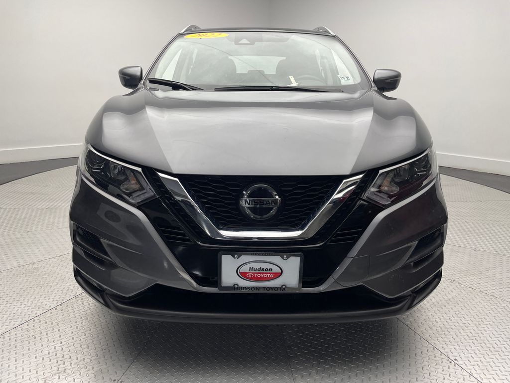 Thumbnail: 2022 Nissan Rogue Sport - 2