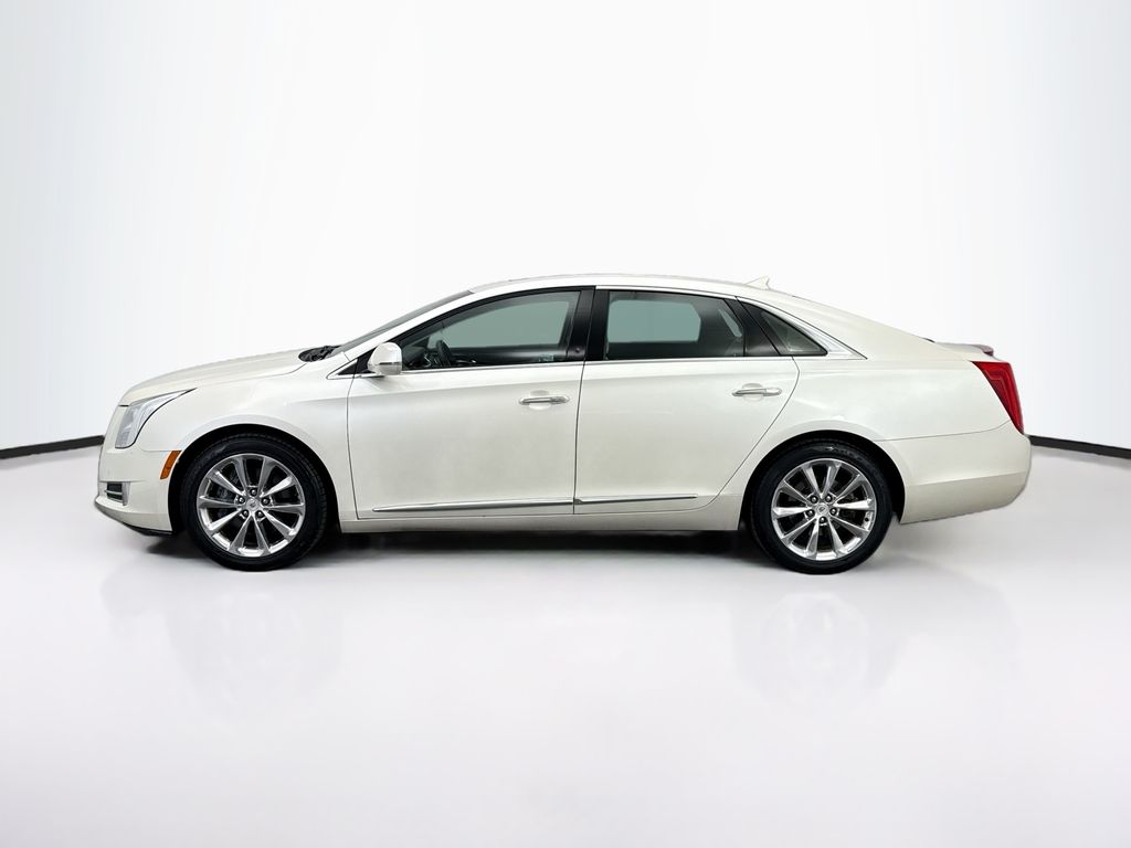 Thumbnail: 2013 Cadillac XTS - 8