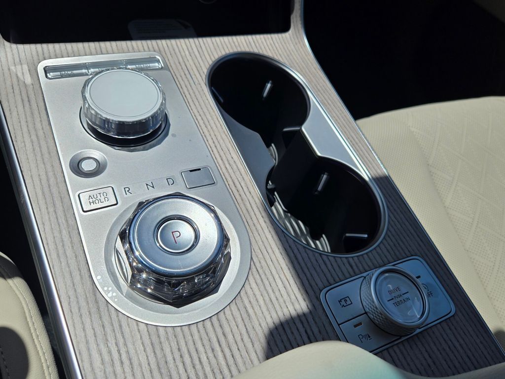 2026 Genesis GV80 - $69,029