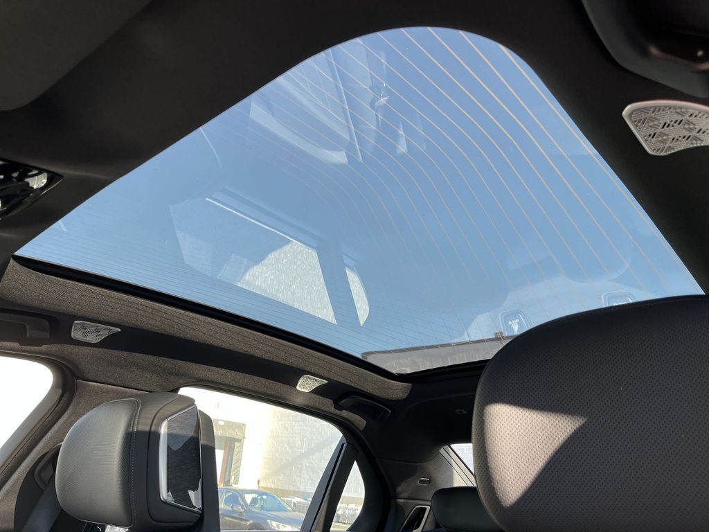 Thumbnail: 2025 BMW 7 Series - 22