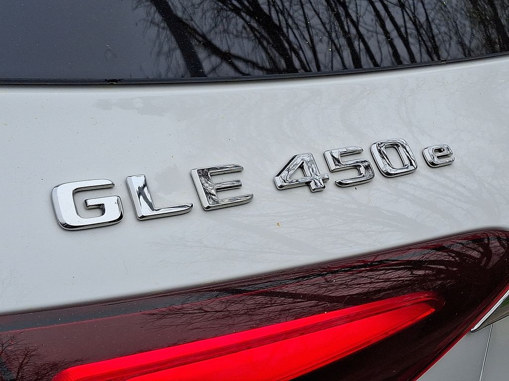 Thumbnail: 2025 Mercedes-Benz GLE - 31