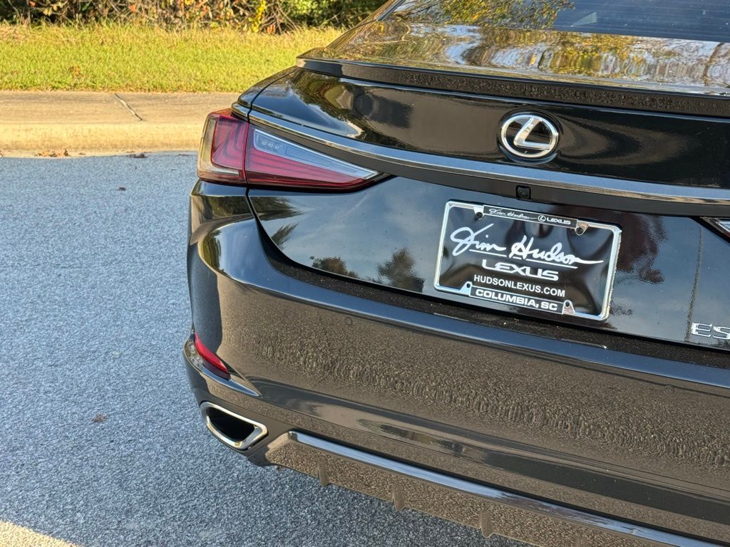 2025 Lexus ES 350 F Sport 15