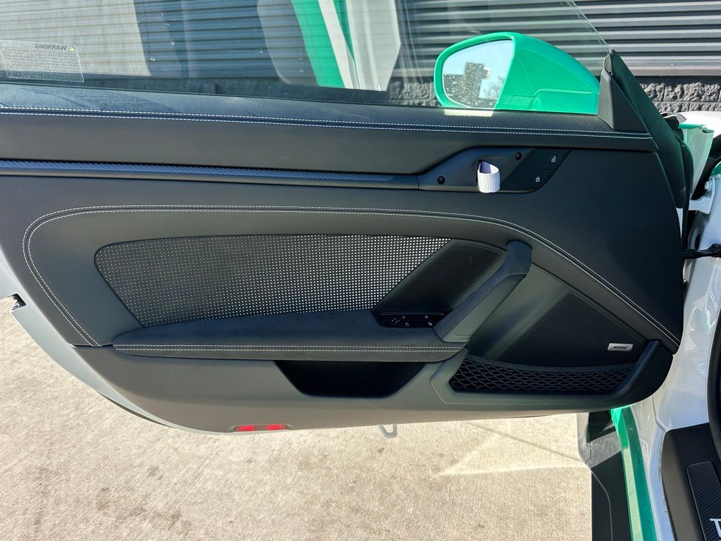 Thumbnail: 2025 Porsche 911 - 19