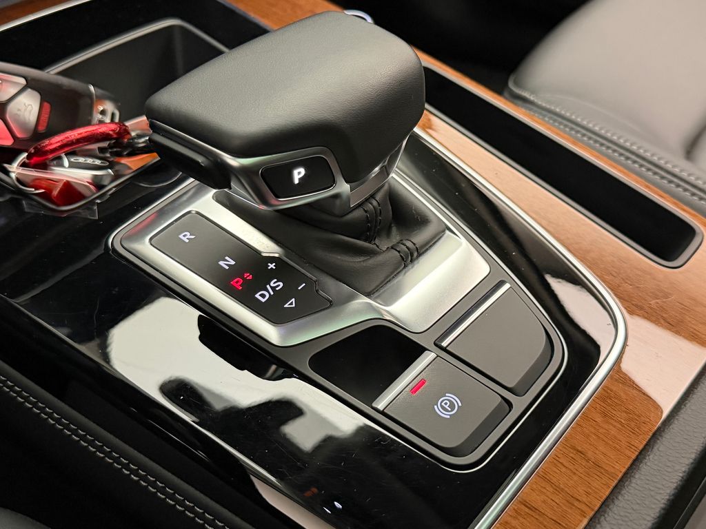 Thumbnail: 2023 Audi Q5 - 31