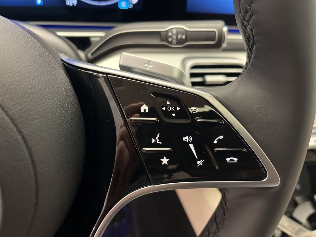 Thumbnail: 2026 Mercedes-Benz GLE - 15