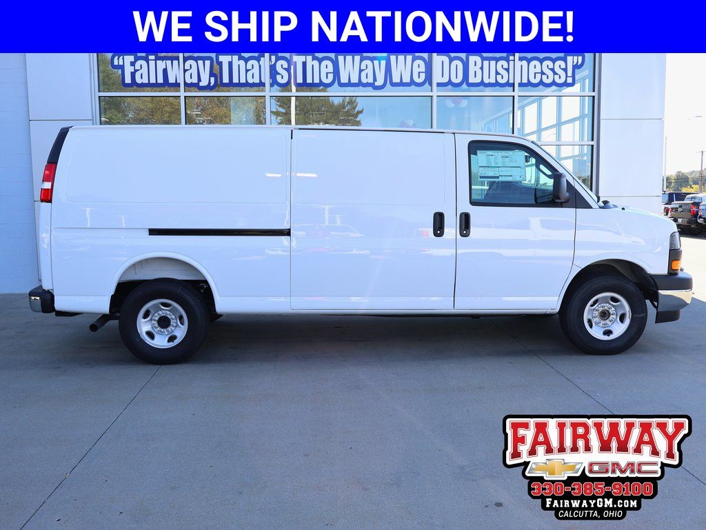 2025 Chevrolet Express Cargo 3500 RWD