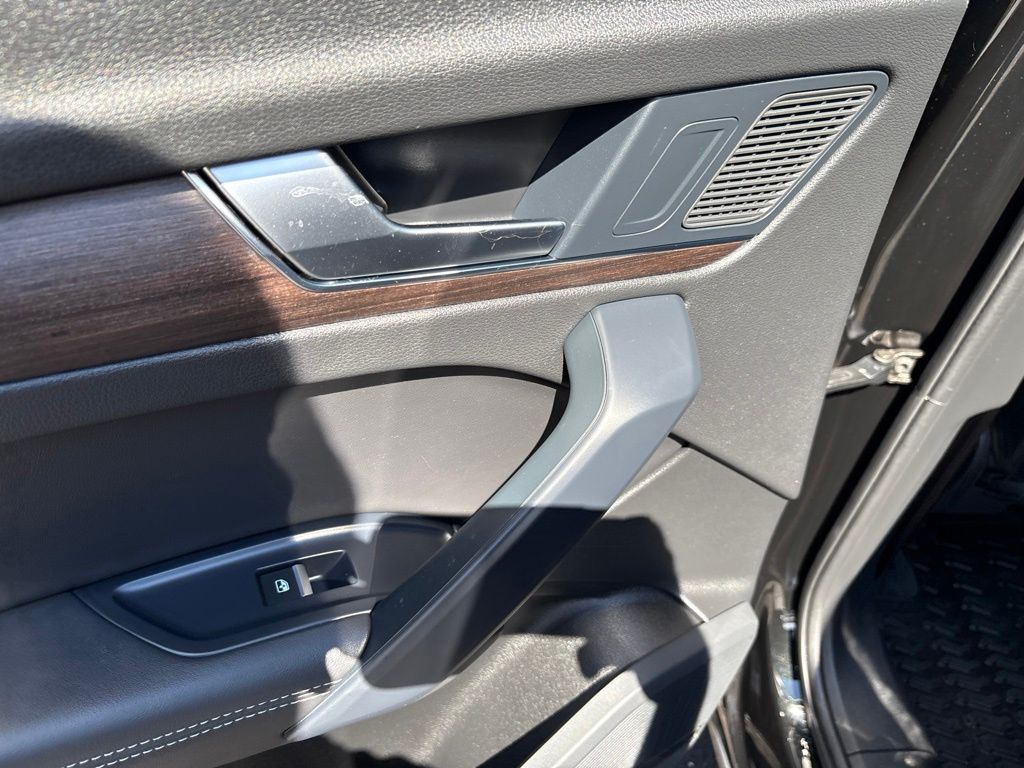 Thumbnail: 2023 Audi Q5 - 22