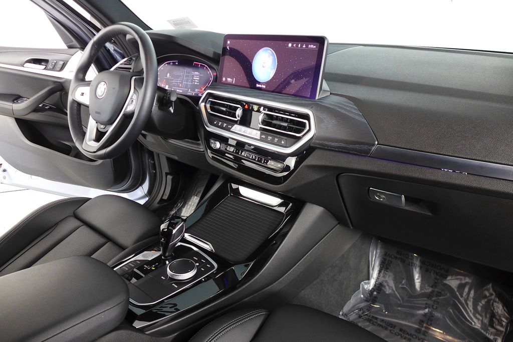 Thumbnail: 2023 BMW X3 - 13