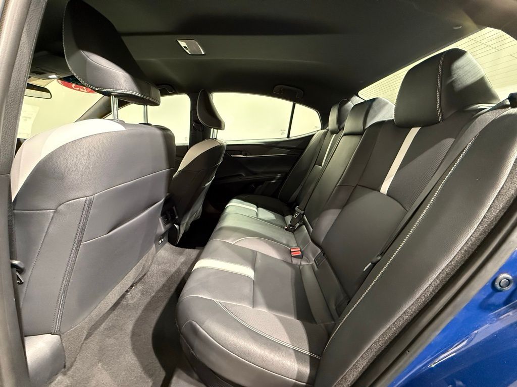 Thumbnail: 2025 Toyota Camry - 17