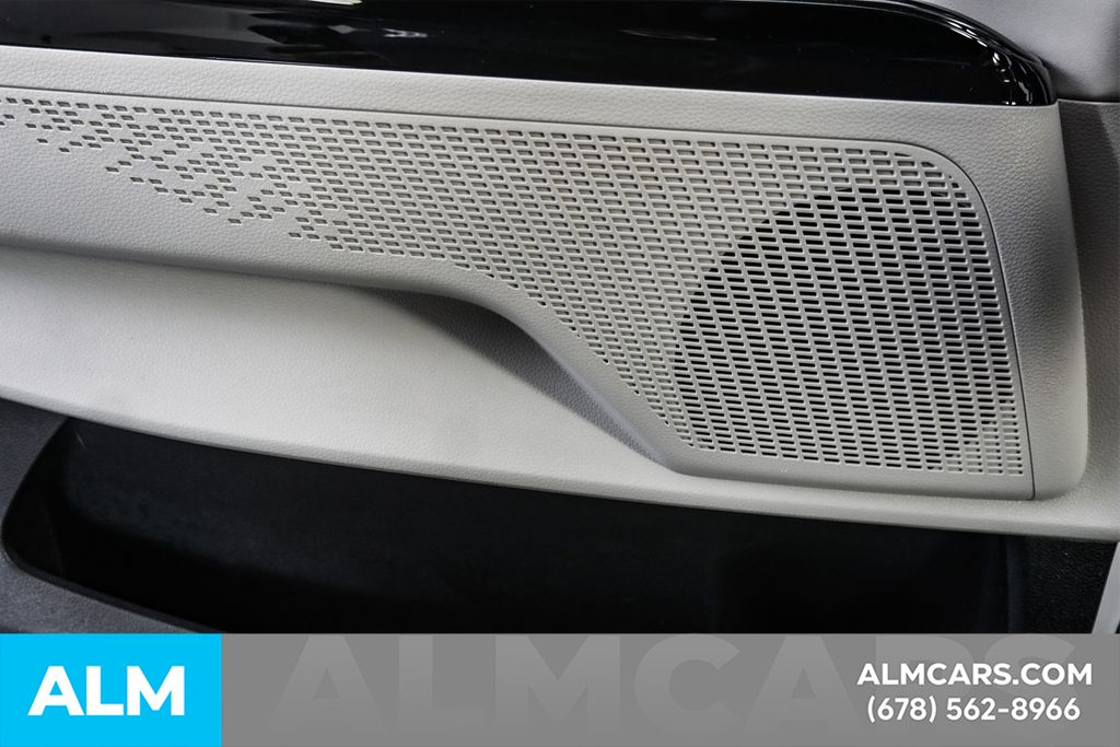 Used 2022 White Kia SX image 50