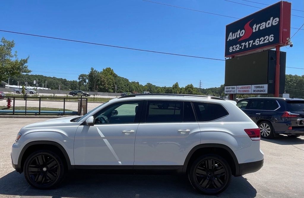 2020 Volkswagen Atlas 3.6L V6 SE White at Community Kia