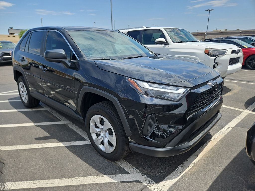 Thumbnail: 2025 Toyota RAV4 - 4