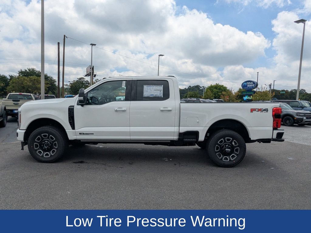 2025 Ford F-350 Super Duty Platinum