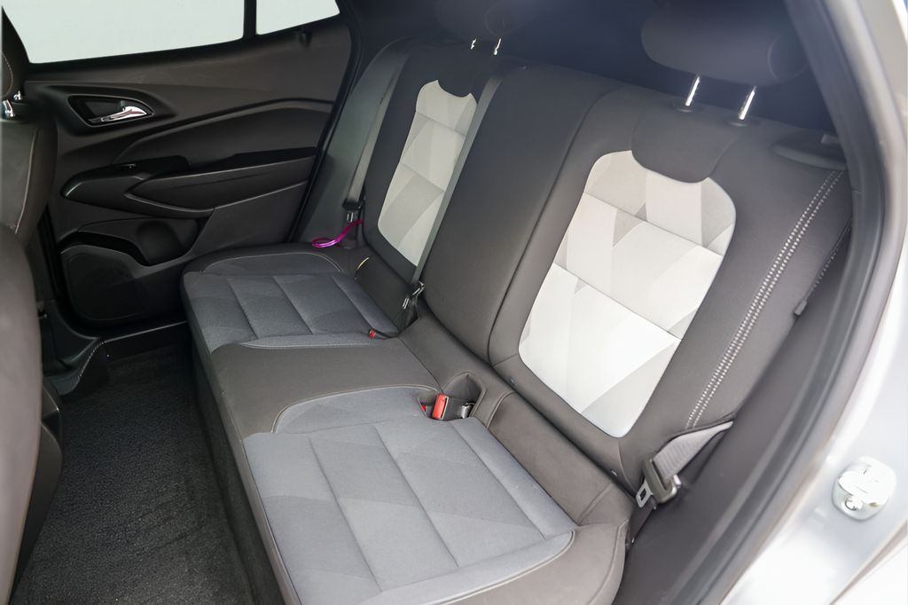 Used Car 2025 Chevrolet Trax  1rs For Sale Under $25,000 In Austin, Texas