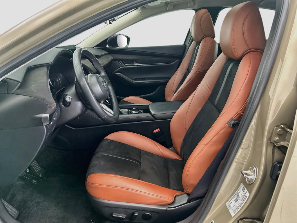 Thumbnail: 2024 Mazda Mazda3 - 17
