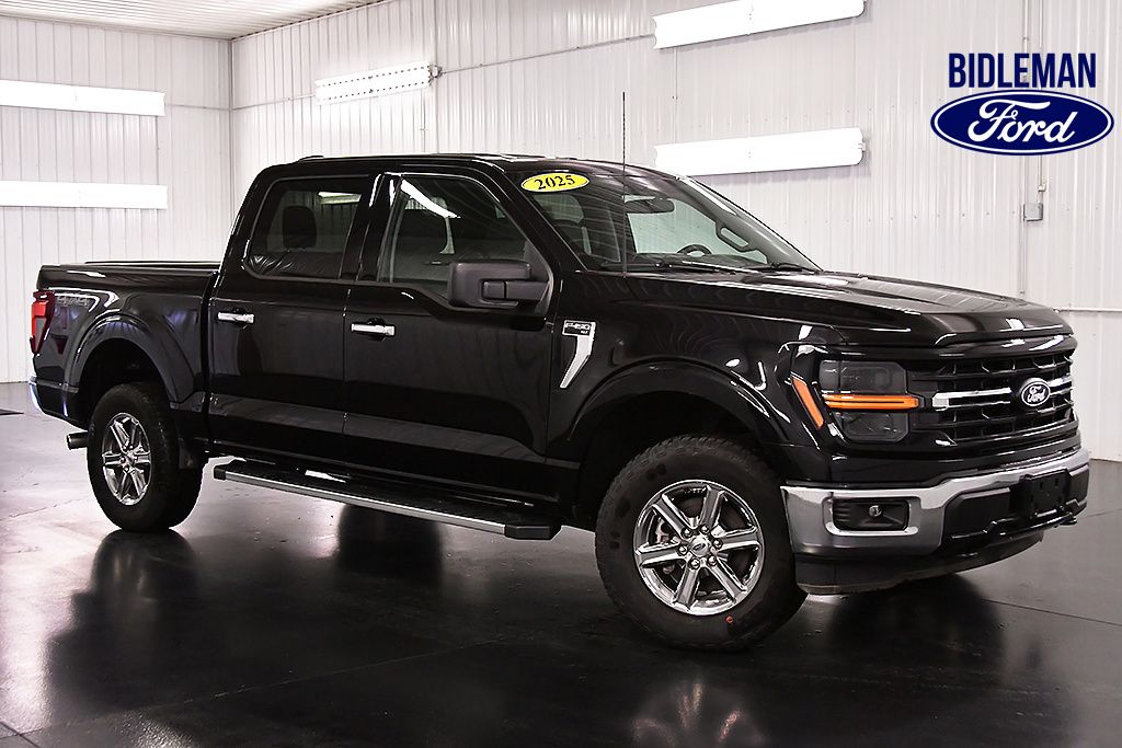 Agate Black Metallic 2025 Ford F-150 XLT SuperCrew 4WD Pickup Truck Four-Wheel Drive Automatic