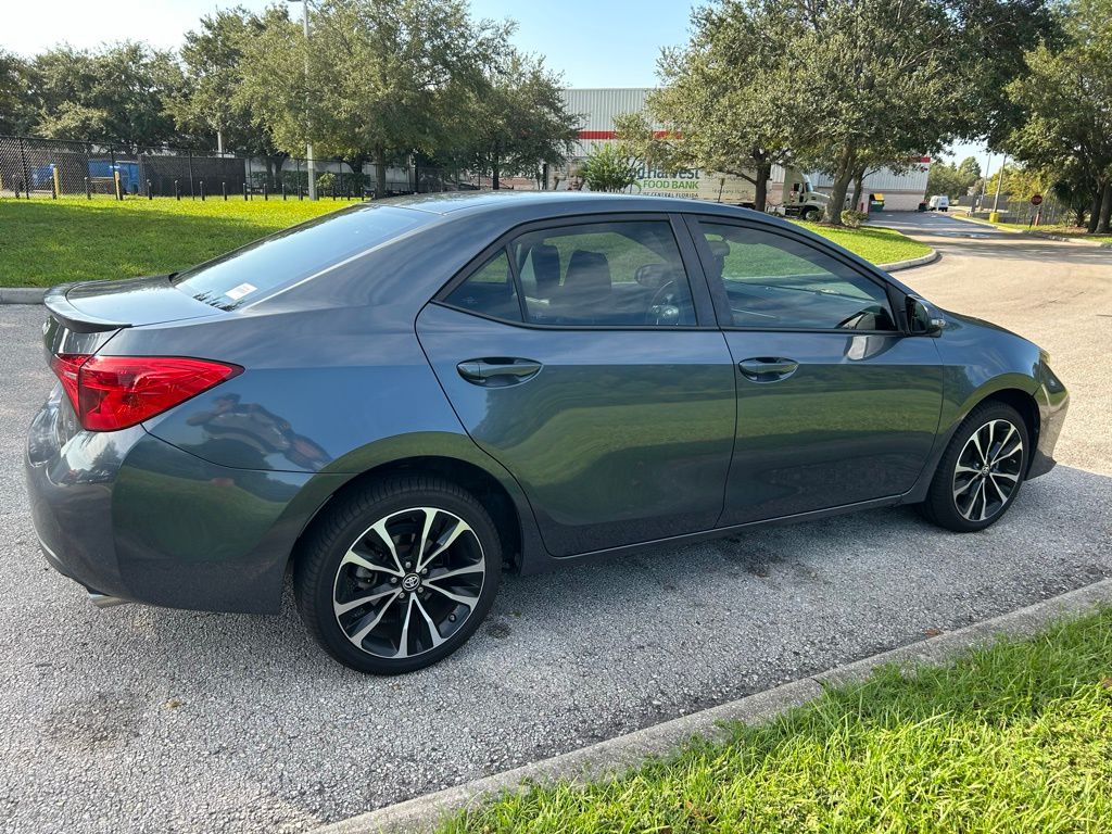 Thumbnail: 2018 Toyota Corolla - 5