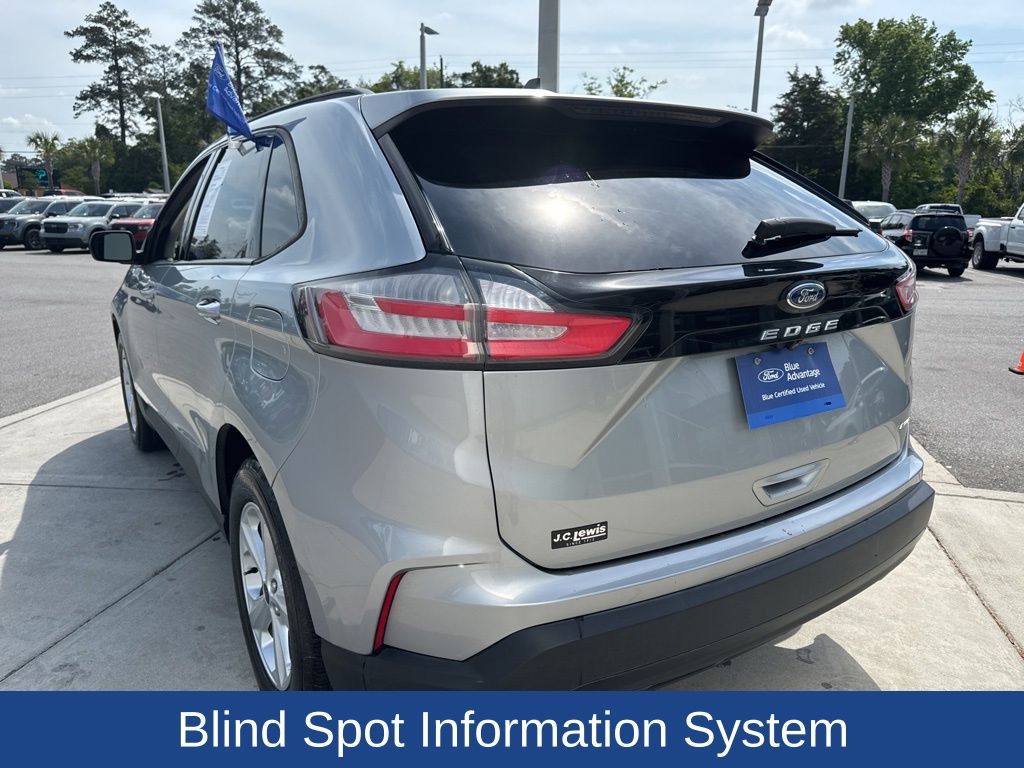 2022 Ford Edge SE