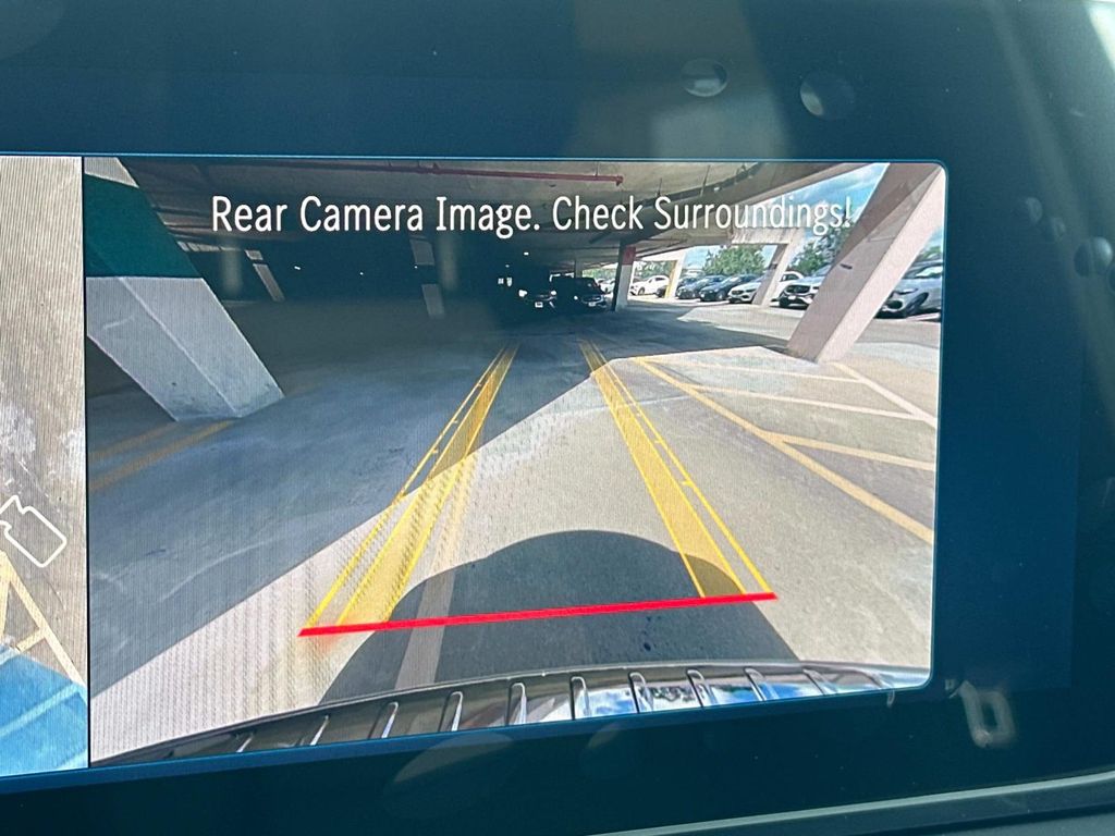 Thumbnail: 2025 Mercedes-Benz GLS - 9