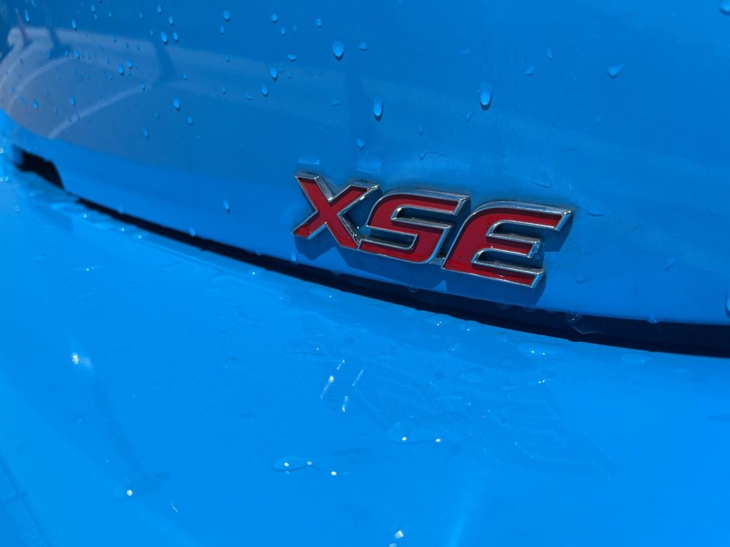 Thumbnail: 2022 Toyota Corolla - 8