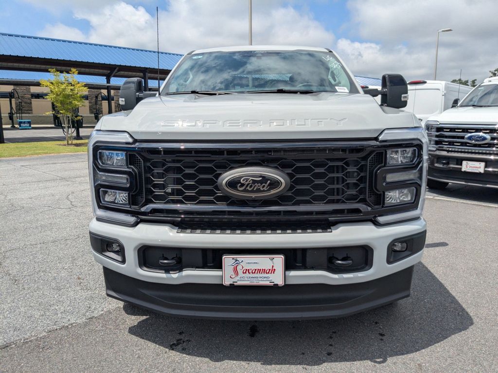 2025 Ford F-250 Super Duty Lariat