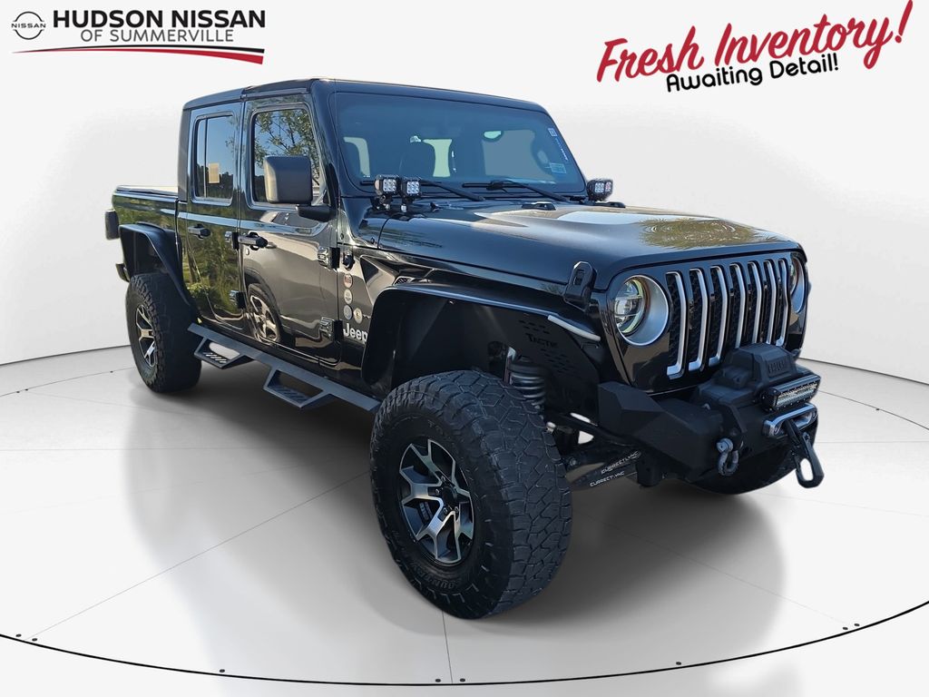 2020 Jeep Gladiator Overland Crew Cab 4WD