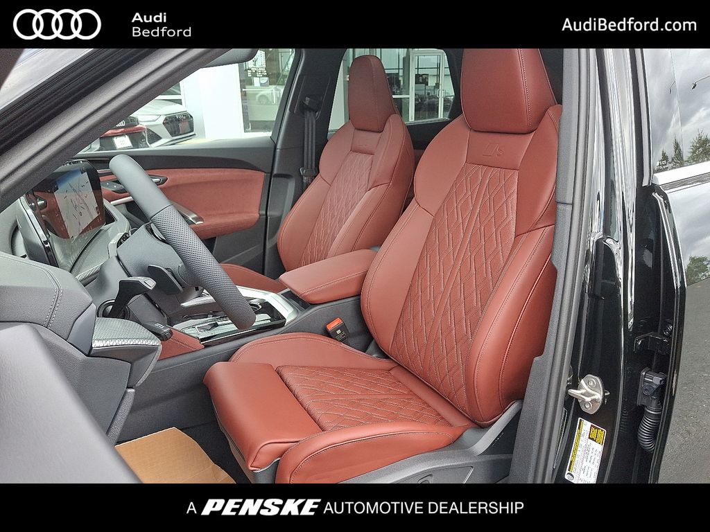 Thumbnail: 2025 Audi SQ5 - 10