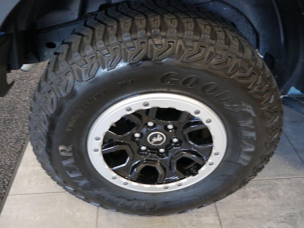 Thumbnail: 2022 Ford Bronco - 12