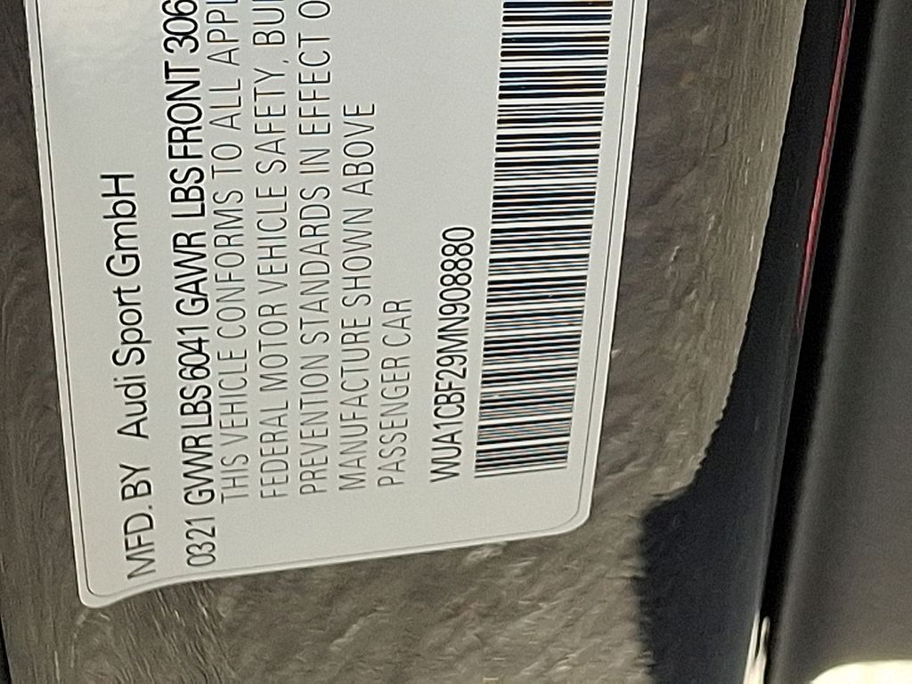 Thumbnail: 2021 Audi RS 6 - 28