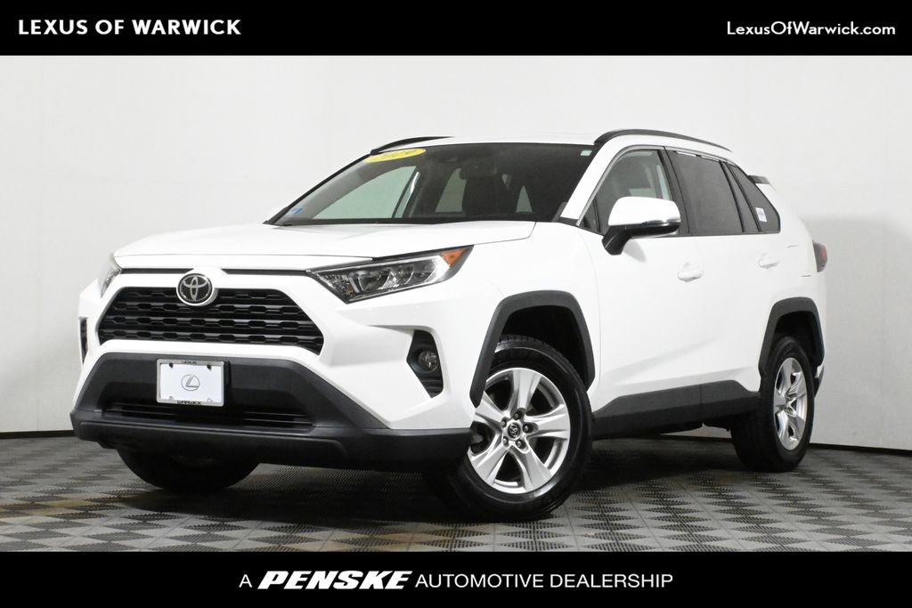 Thumbnail: 2019 Toyota RAV4 - 1