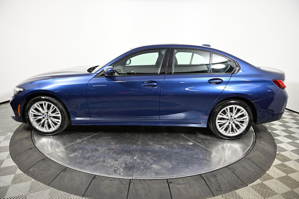 Thumbnail: 2023 BMW 3 Series - 2