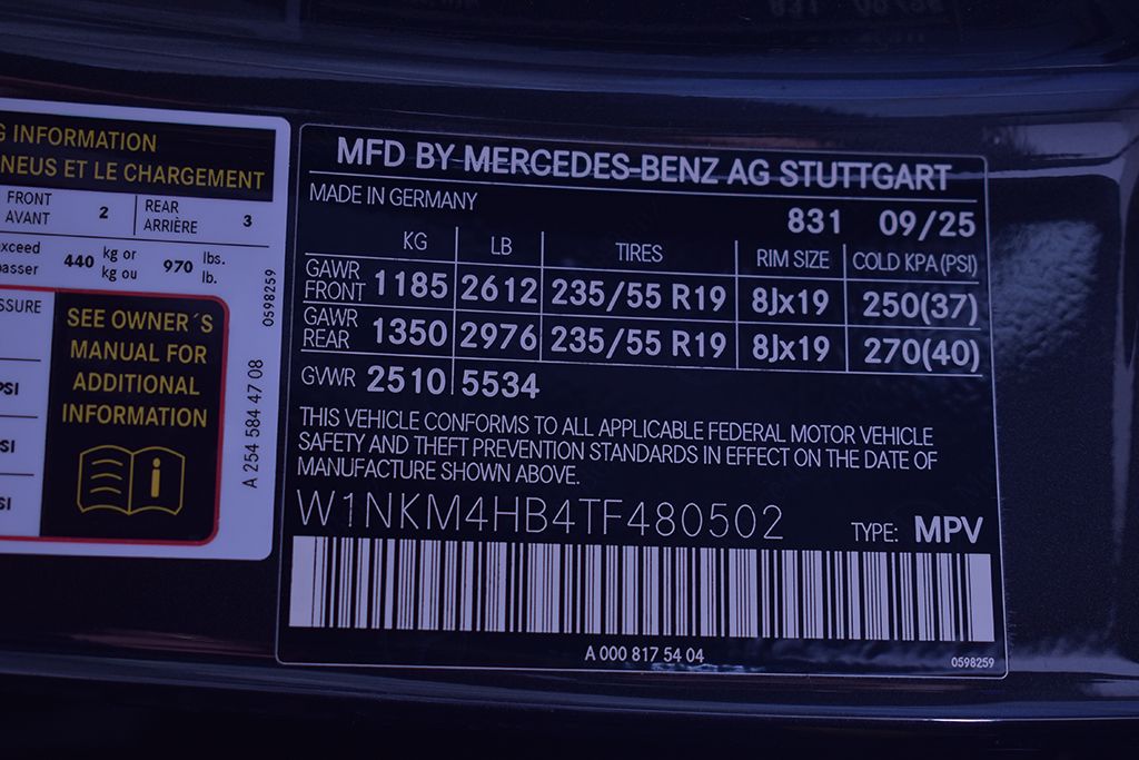 Thumbnail: 2026 Mercedes-Benz GLC - 28