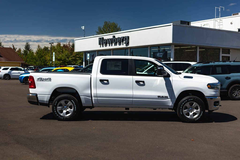 2026 Ram 1500 Tradesman thumbnail 7
