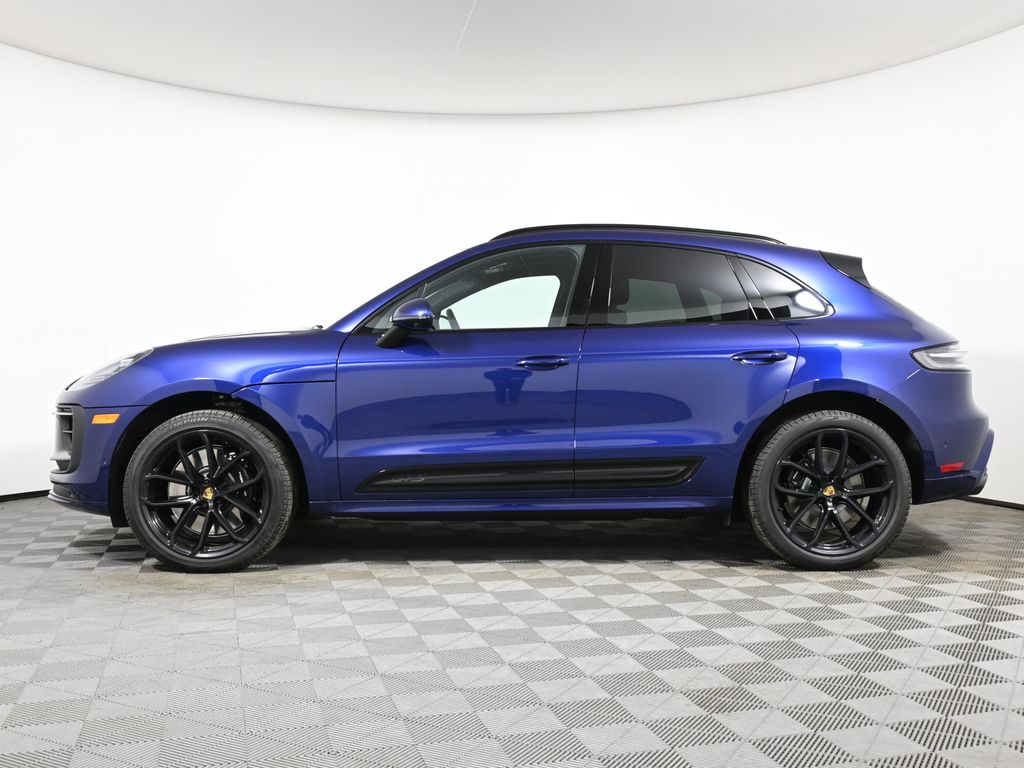 2025 Porsche Macan GTS 2