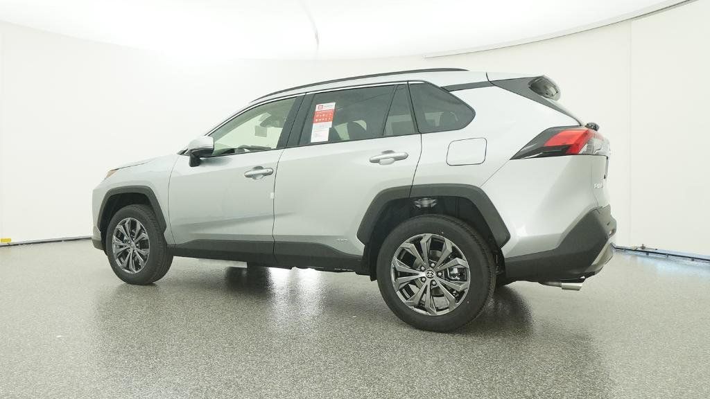 Thumbnail: 2025 Toyota RAV4 - 32