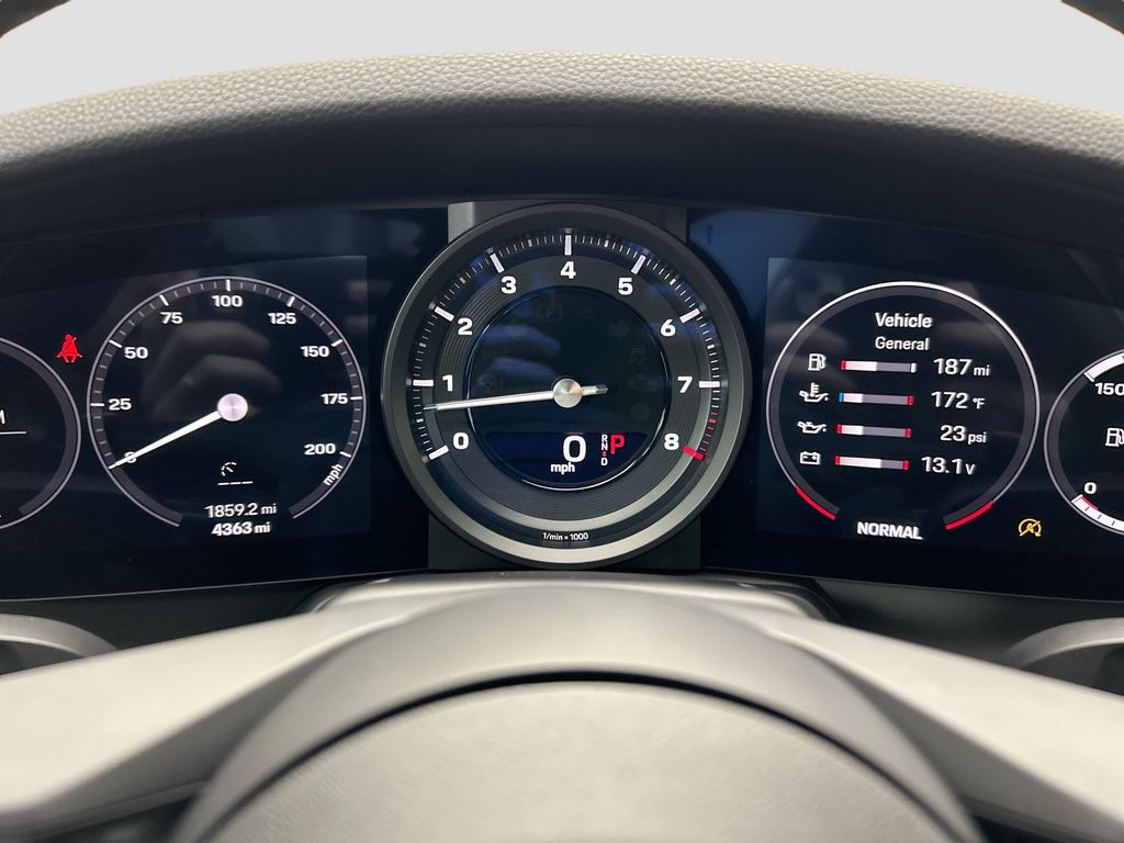 Thumbnail: 2022 Porsche 911 - 31