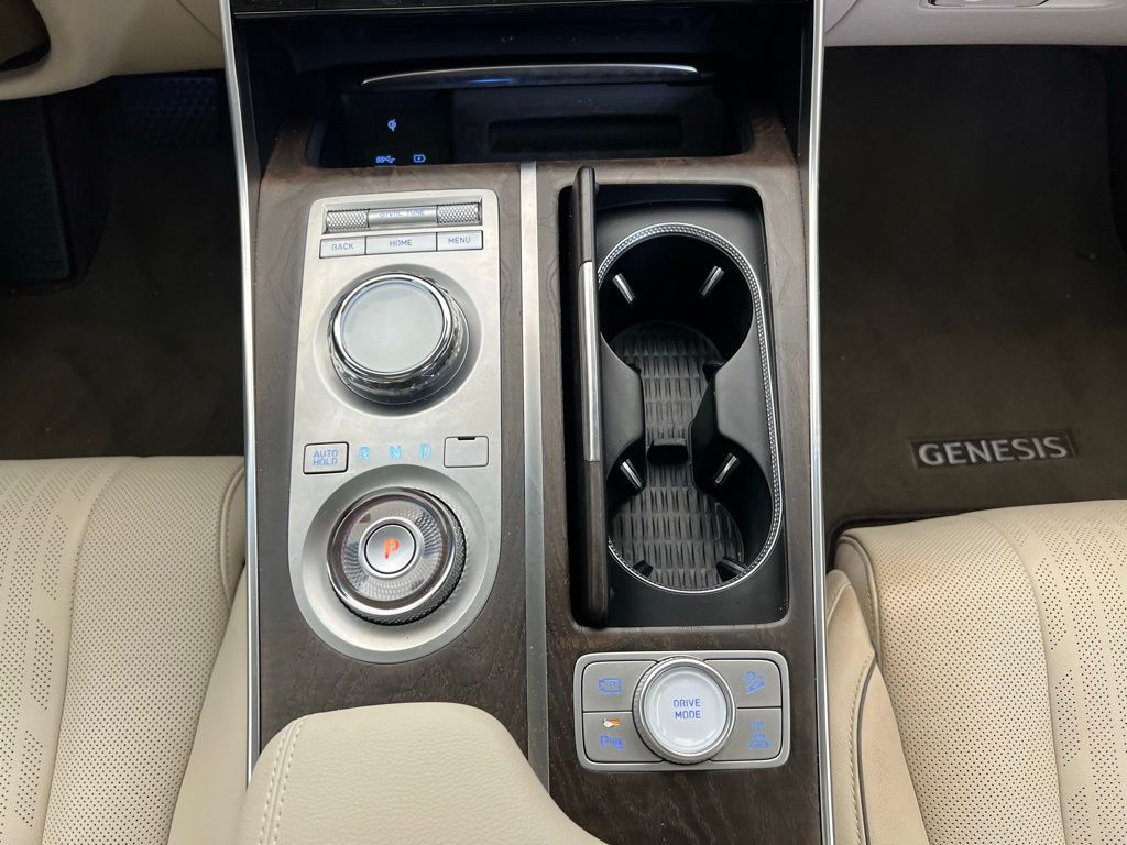 Thumbnail: 2024 Genesis GV80 - 12