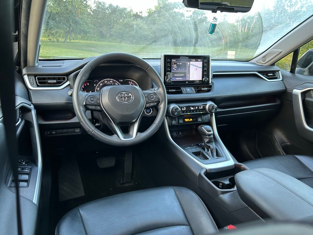 Thumbnail: 2021 Toyota RAV4 - 12
