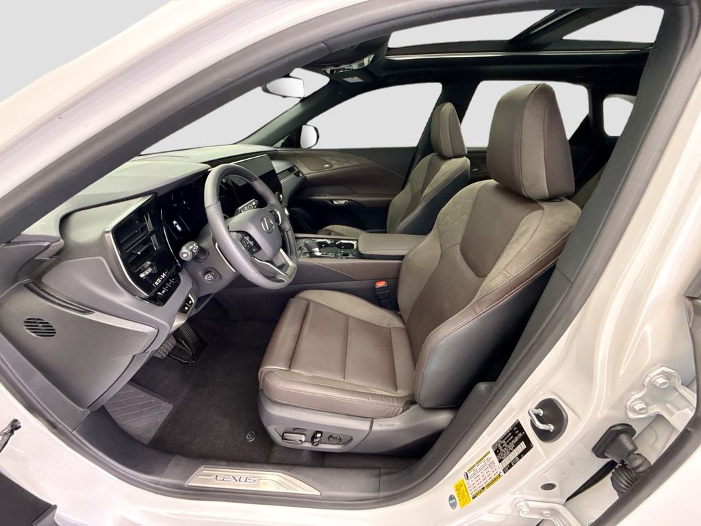 Thumbnail: 2025 Lexus RX - 17