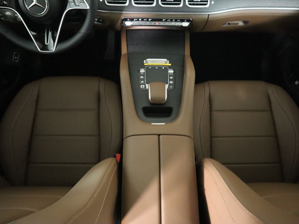 Thumbnail: 2025 Mercedes-Benz GLE - 18