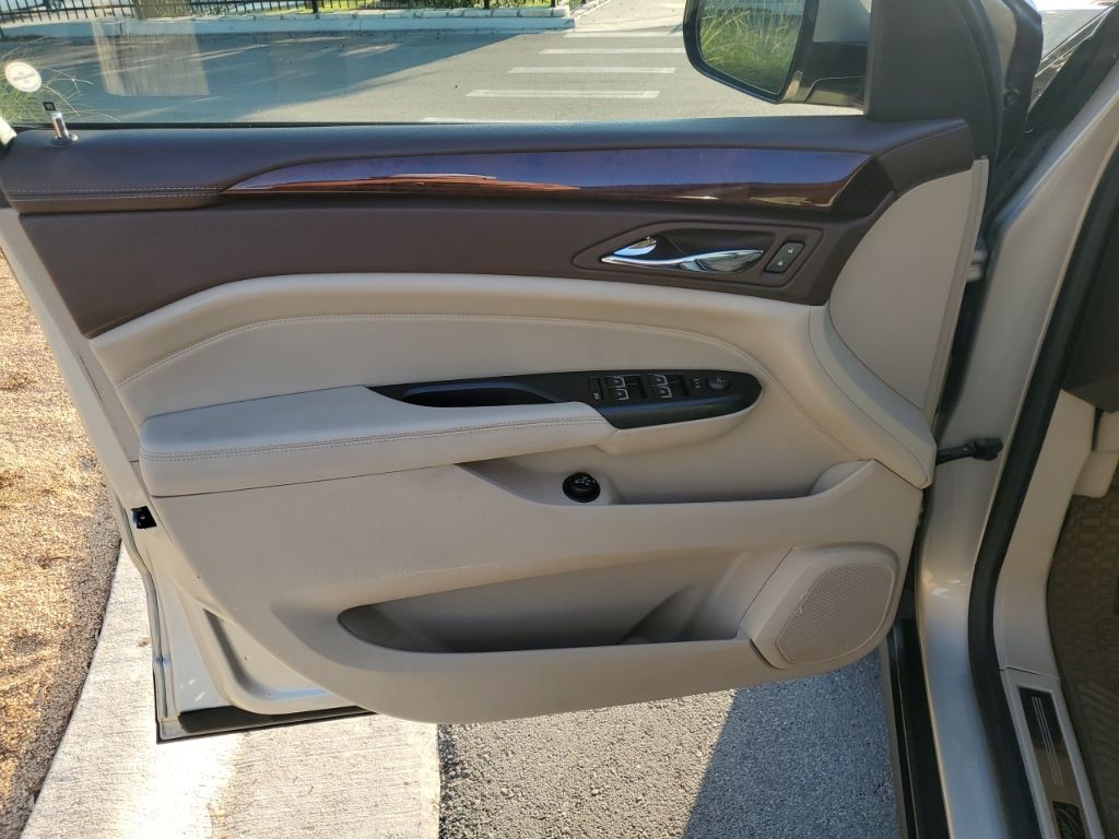 Used Car 2016 Cadillac Srx  Premium For Sale Under $15,000 In Austin, Texas