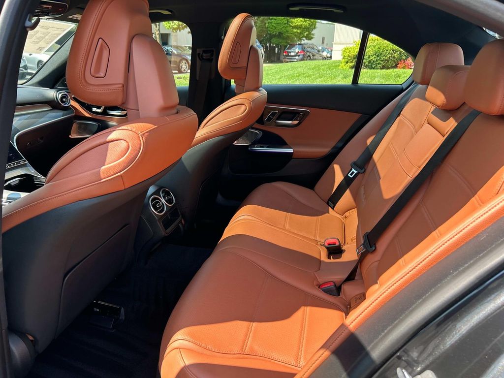 Thumbnail: 2023 Mercedes-Benz C-Class - 17