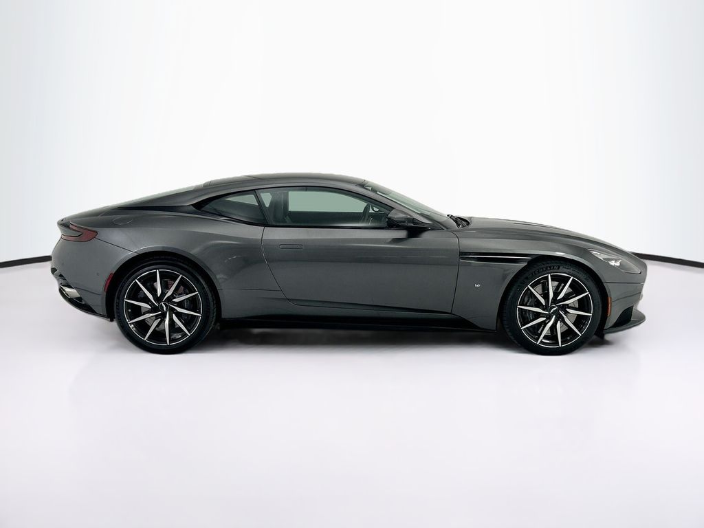 Thumbnail: 2018 Aston Martin DB11 - 4