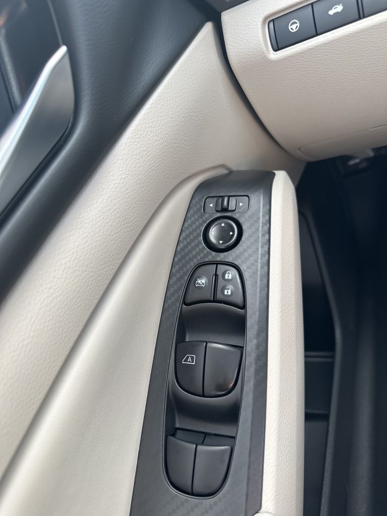 2025 Scarlet Ember Nissan Altima 2.5 SV FWD Sedan