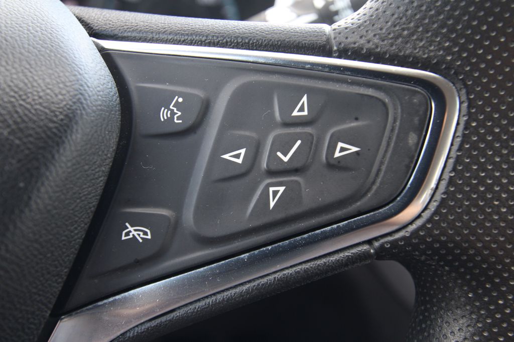 Used 2021 Chevrolet Equinox SUV